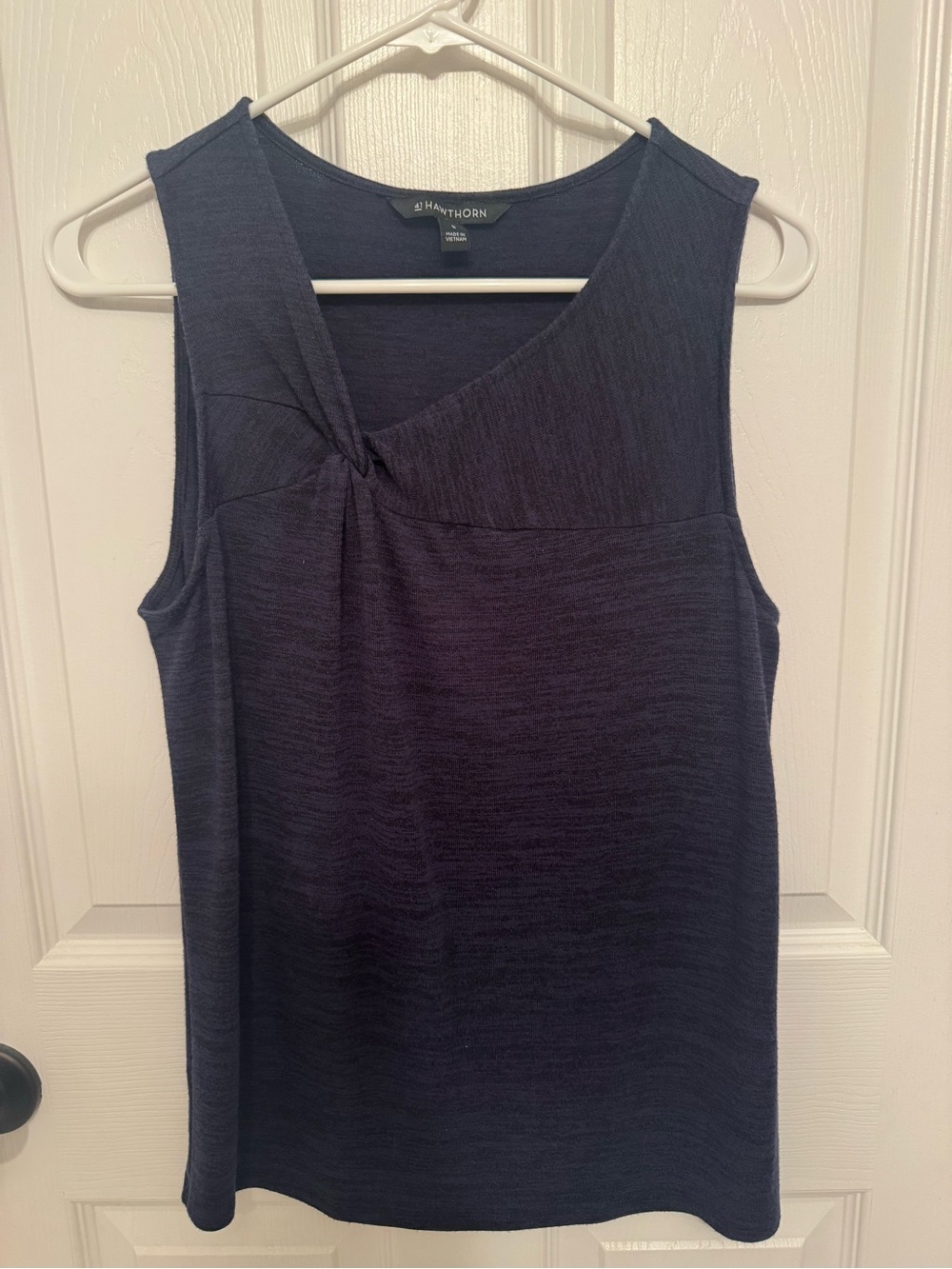 41 Hawthorn Navy Twist-Detail Sleeveless Tank Top